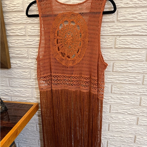 Idyllwind Rust Crochet Vest with Fringe - Picture 2 of 10